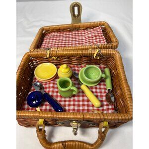 Vintage Wicker Picnic Basket With Ceramic Tea Set - Green & Yellow - Red Checker